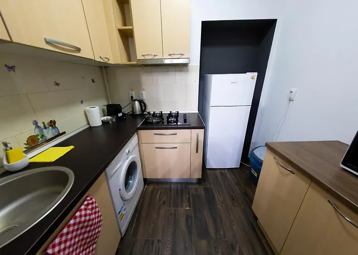 Lsix Бухарест