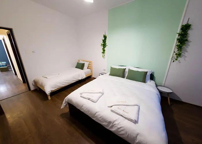 Lsix Бухарест